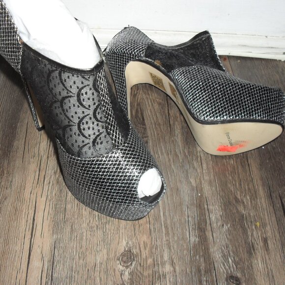 A silver and black mesh peep-toe high-heeled booties 9.5 (Pierre Dumas) - Picture 4 of 6
